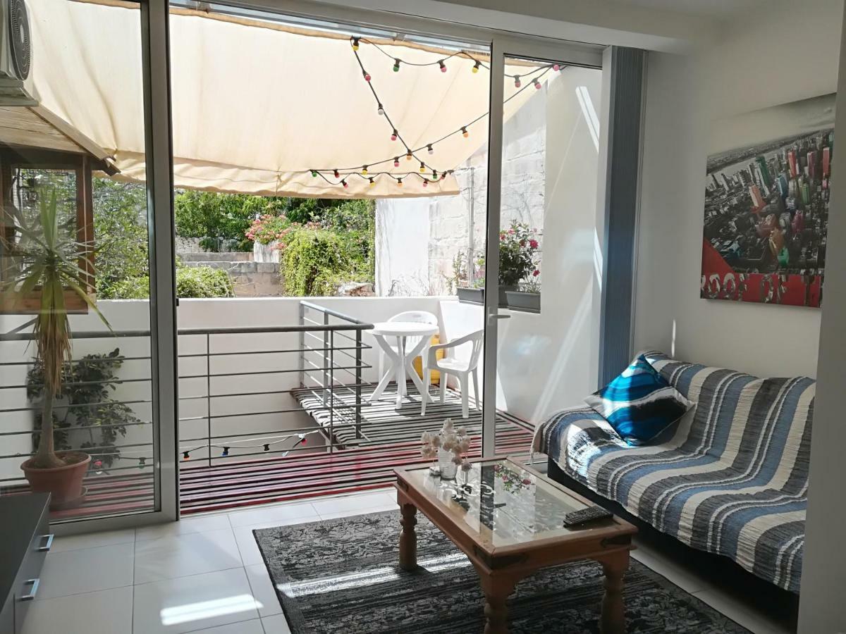 Luxury Close To Seafront